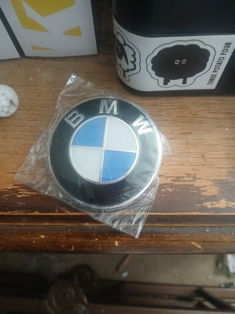 Bmw 74mm Rear Emblem New