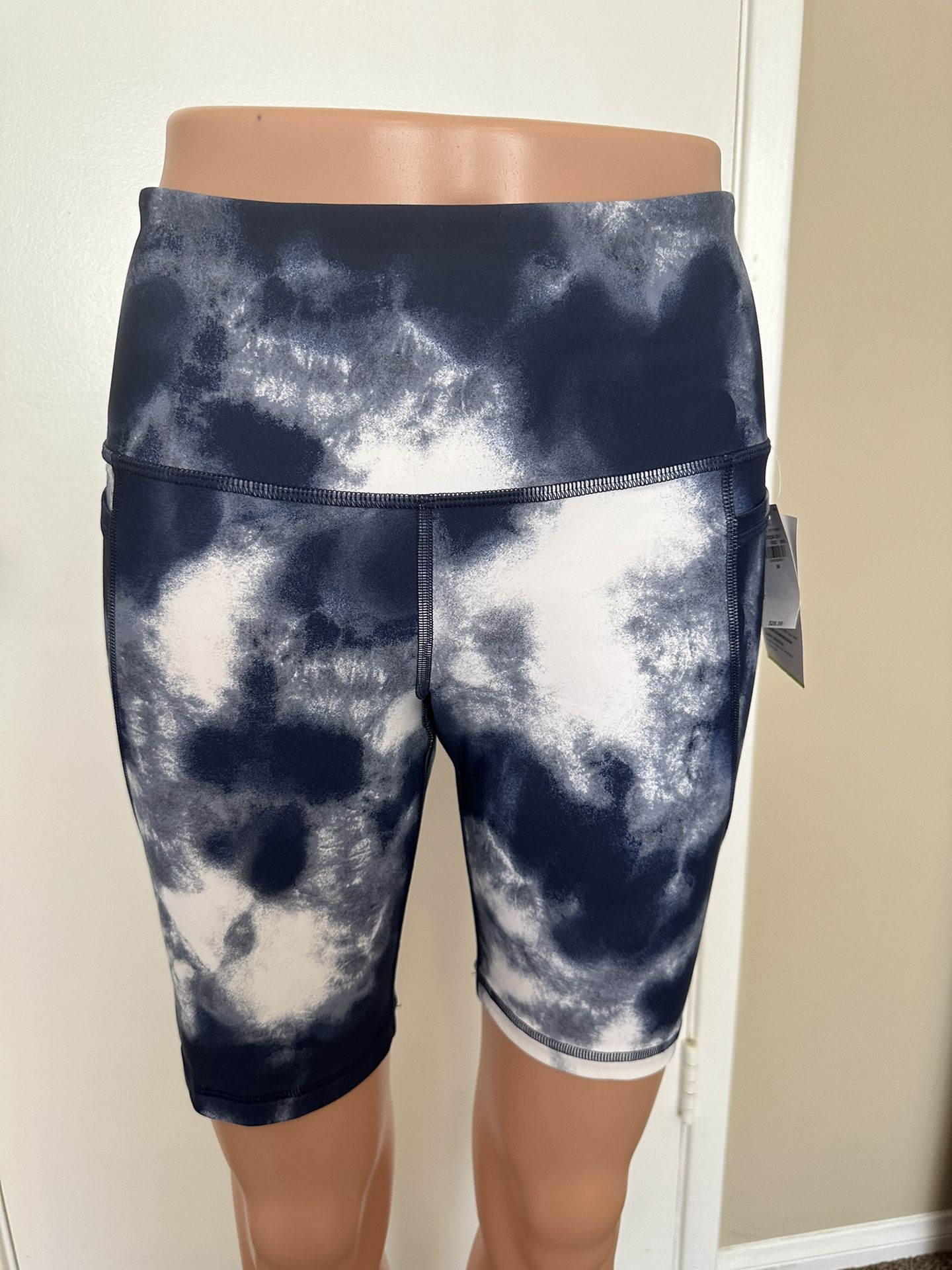Women’s Old Navy Biker Shorts Size Medium
