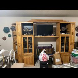 Whole Entertainment Center