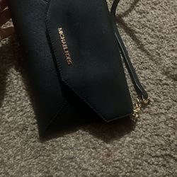 michael kors crossbody