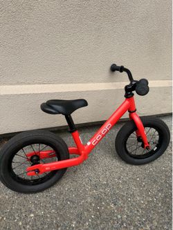 CO.OP kids’ balance bike