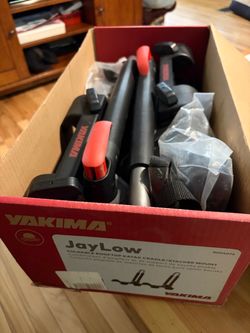 Yakima JayLow kayak carrier