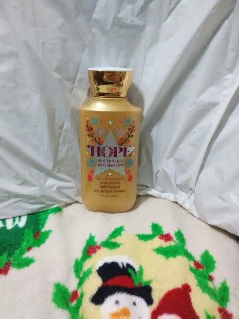 Bath and Body Works Hope Winter Peach Marshmallow Lotion!