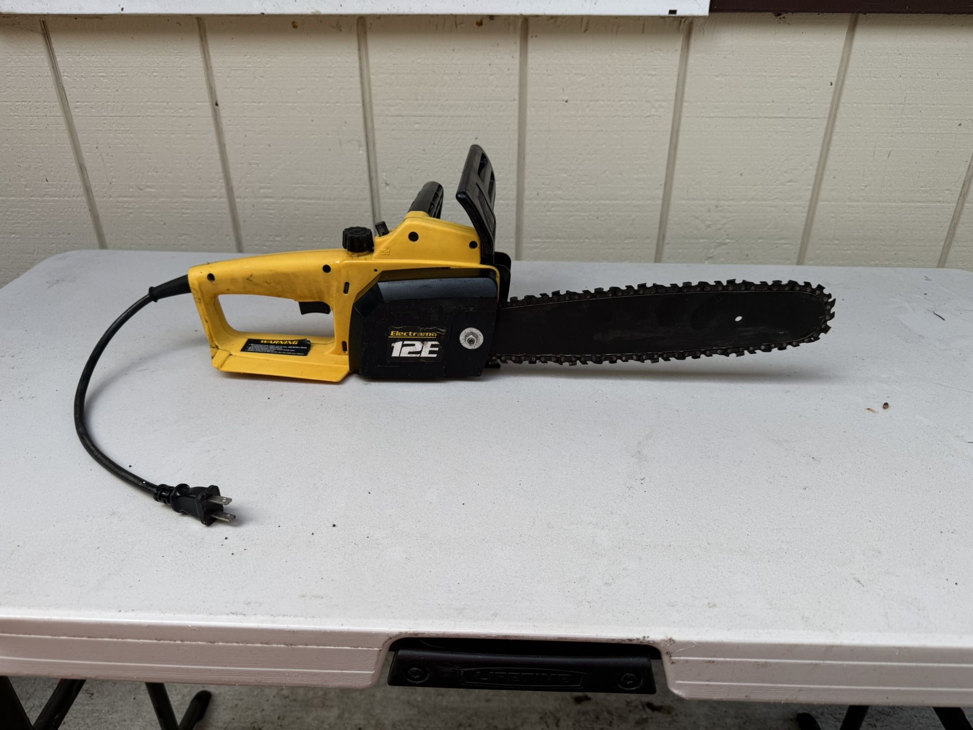 McCulloch Electric Chainsaw