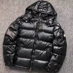 Moncler Puffer Jacket 