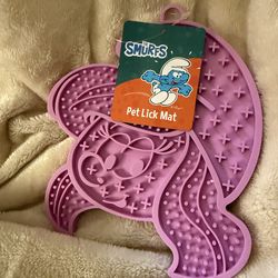 Lick Mat for Pets, Silicone Treat Licking Pad with Non Slip Base for Dogs Cats Puppies, Anxiety Reducing Enrichment Toy for Grooming Bathing Feeding D