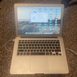 MacBook Air (Mid-2013) 