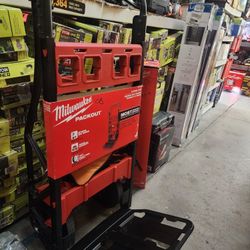 MILWUAKEE  PACK OUT DOLLY NEW