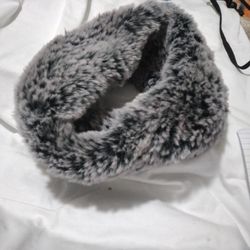 21.). J. Mclaughlin Faux Fur Snow Snood Neck Warmer. NWT