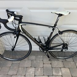 Specialized Tarmac Carbon Road Bike – 56cm