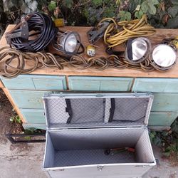 Heavy Duty Lighting With 50' Cord 220 Plug 