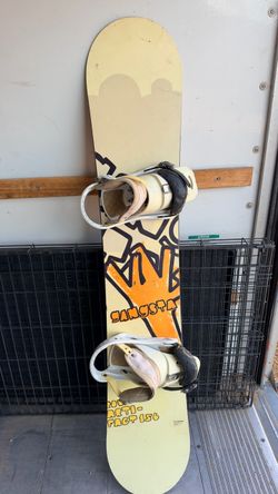 Rome Artifact 156 Snowboard w/ Bindings - Classic Gangsta Edition
