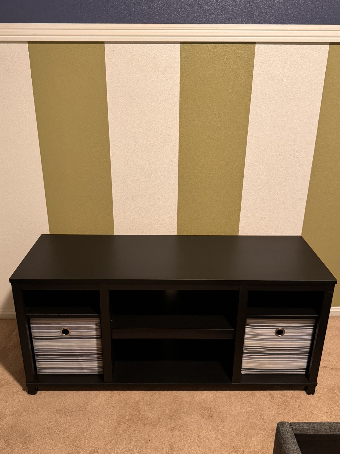 Entertainment Center / TV Stand