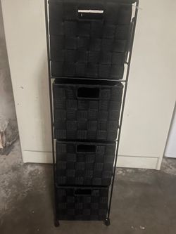 Set of 4 drawers perfect for a bedroom orbathroom