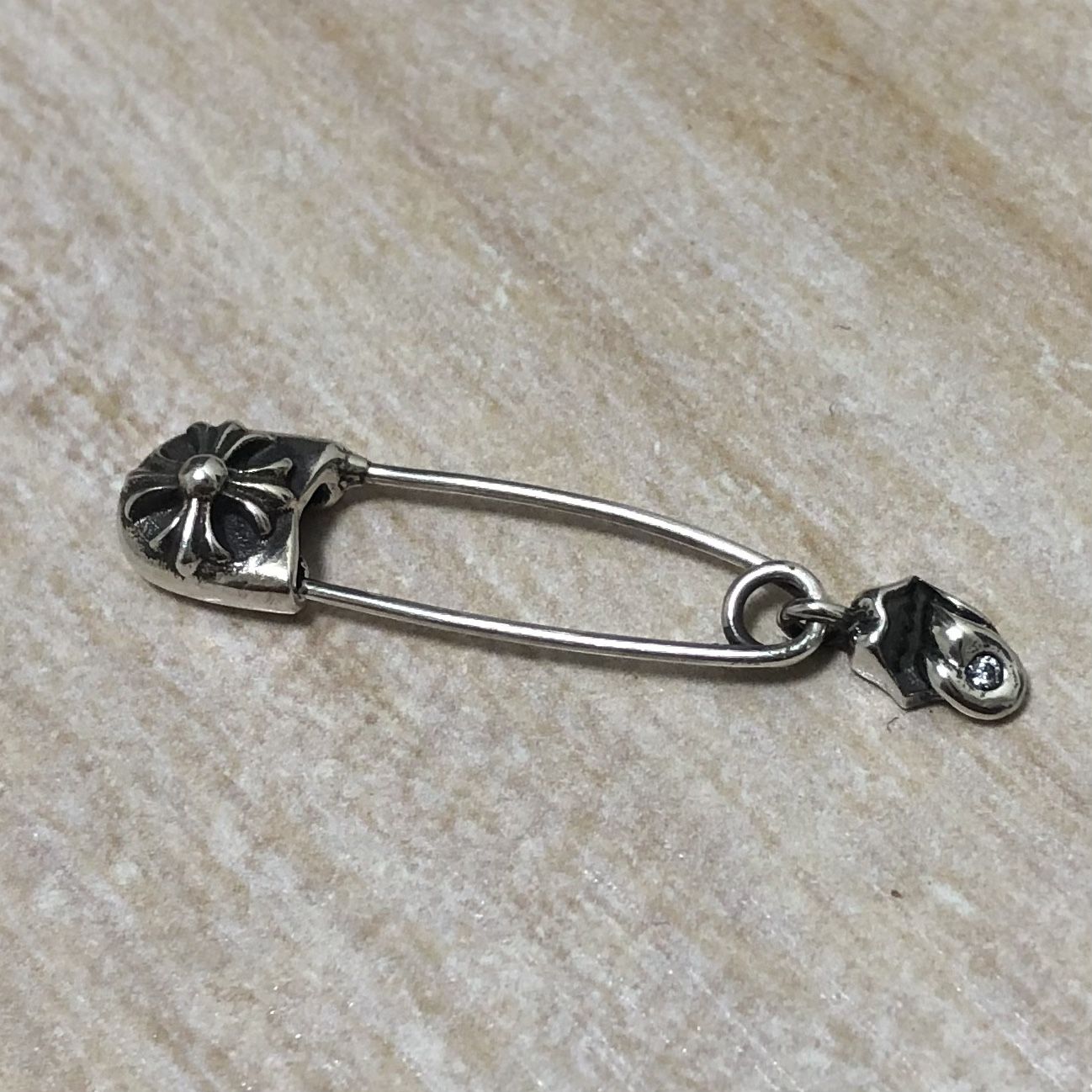925 sterling SilverChrome Hearts Safety Pin Earring with Tongue Charm