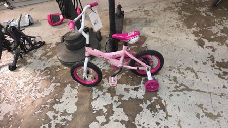 Minnie mouse kids bike