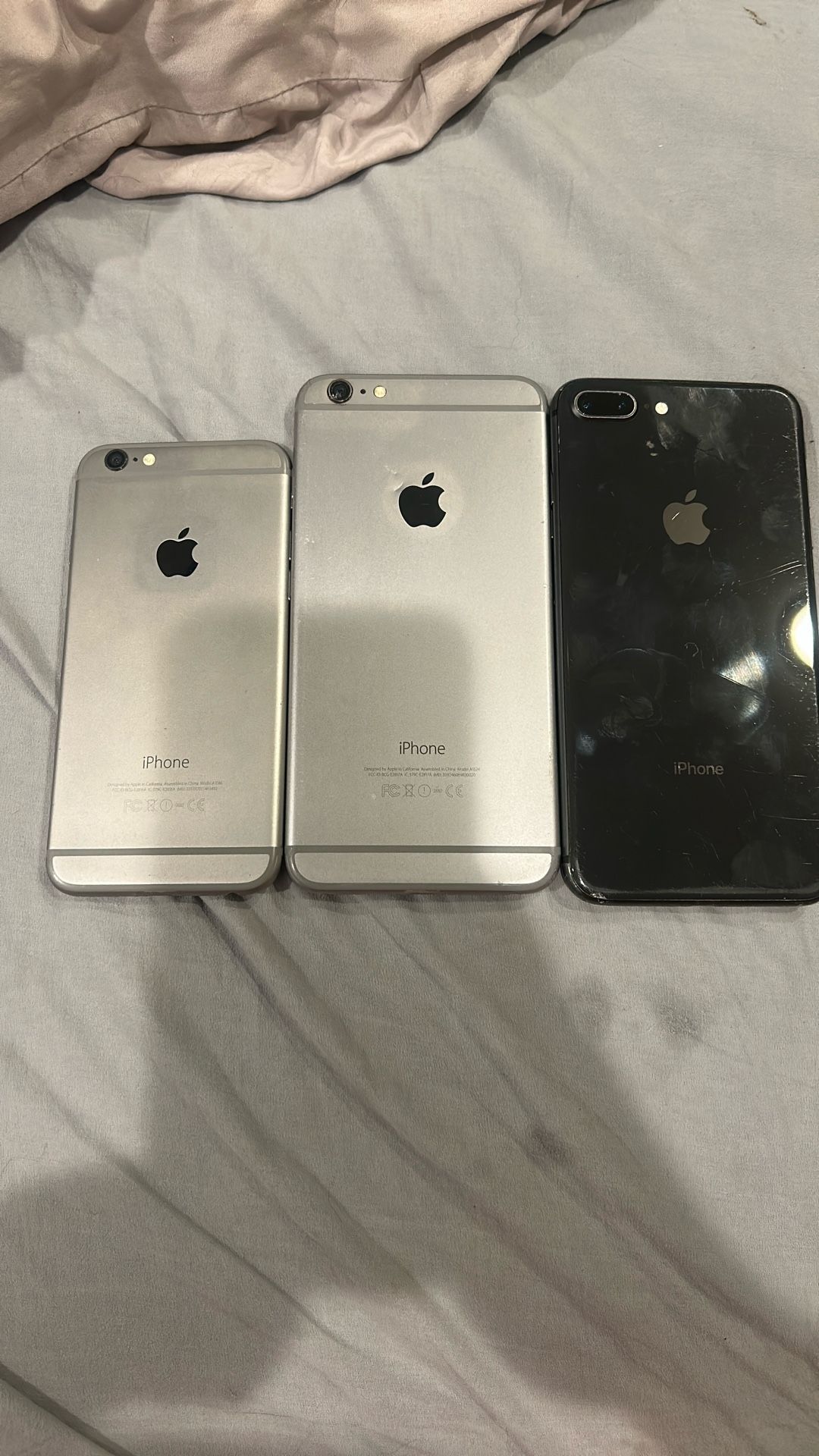 Apple iPhones - NEED REPAIR- For Sale