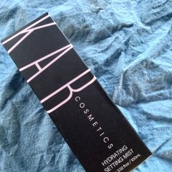 KAR- Hydrating Setting Mist- New