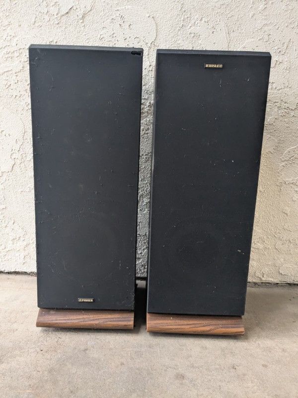 Fisher Speakers 