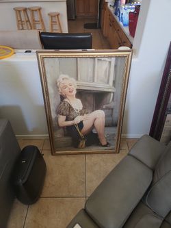 Marilyn Monroe Wall Picture In Frame  29.5 Inch X 27.5 In. Rare Find.