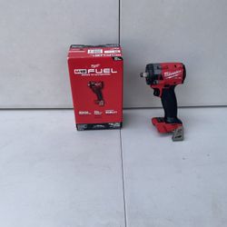 Milwaukee 1/2” Compact Impact Wrench W/Friction Ring Model 2855-20
