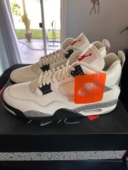 Air Jordan 4 Retro