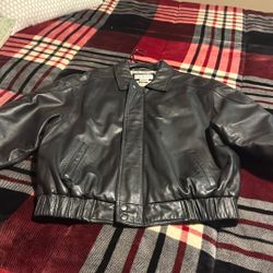 Mens Leather Jacket Semi new Size Large $20