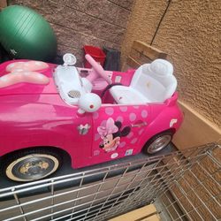 Mini Mouse Electeic Car. Just Needs A Charger. Charger Cords Are Cheap Online. $50