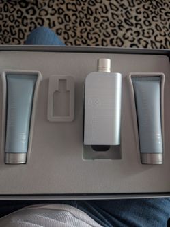 Perry Ellis 18 Fragrance Gift Set