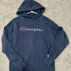 Navy Blue Champion Sweatshirt/ Men’s Medium