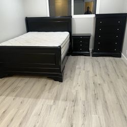 Queen Bedroom Set 