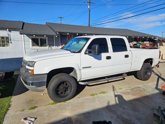 2005 silverado 2500HD