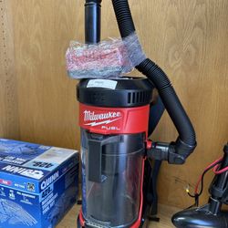 Milwaukee Backpack Vacuum 