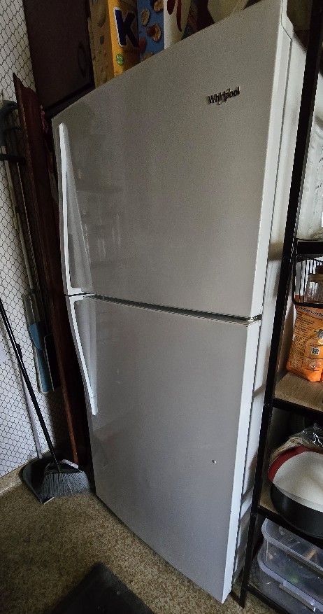 Refrigerator
