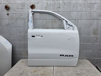 Right front door dodge 1500 ram 2019 2020 2021 2022 2023 2024 2025 2026