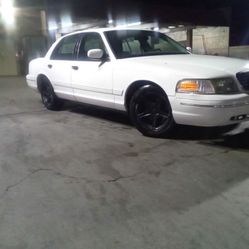 1998 Ford Crown Victoria