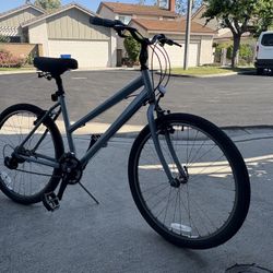 Specialized Expedition Hybrid Bike