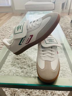 Umbro TX Indoor Soccer Sneakers White Green Red Gum Sole Size 12