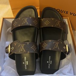 Louis Vuitton Bom Dia Flat Comfort Mule for Sale in Boynton Beach, FL -  OfferUp