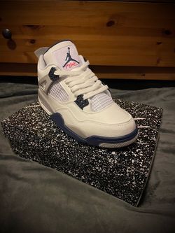 Jordan 4 Midnight Navy Size 8.5 Men’s Shoes