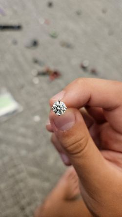 Moissanite Stud earrings 1.0 Ct