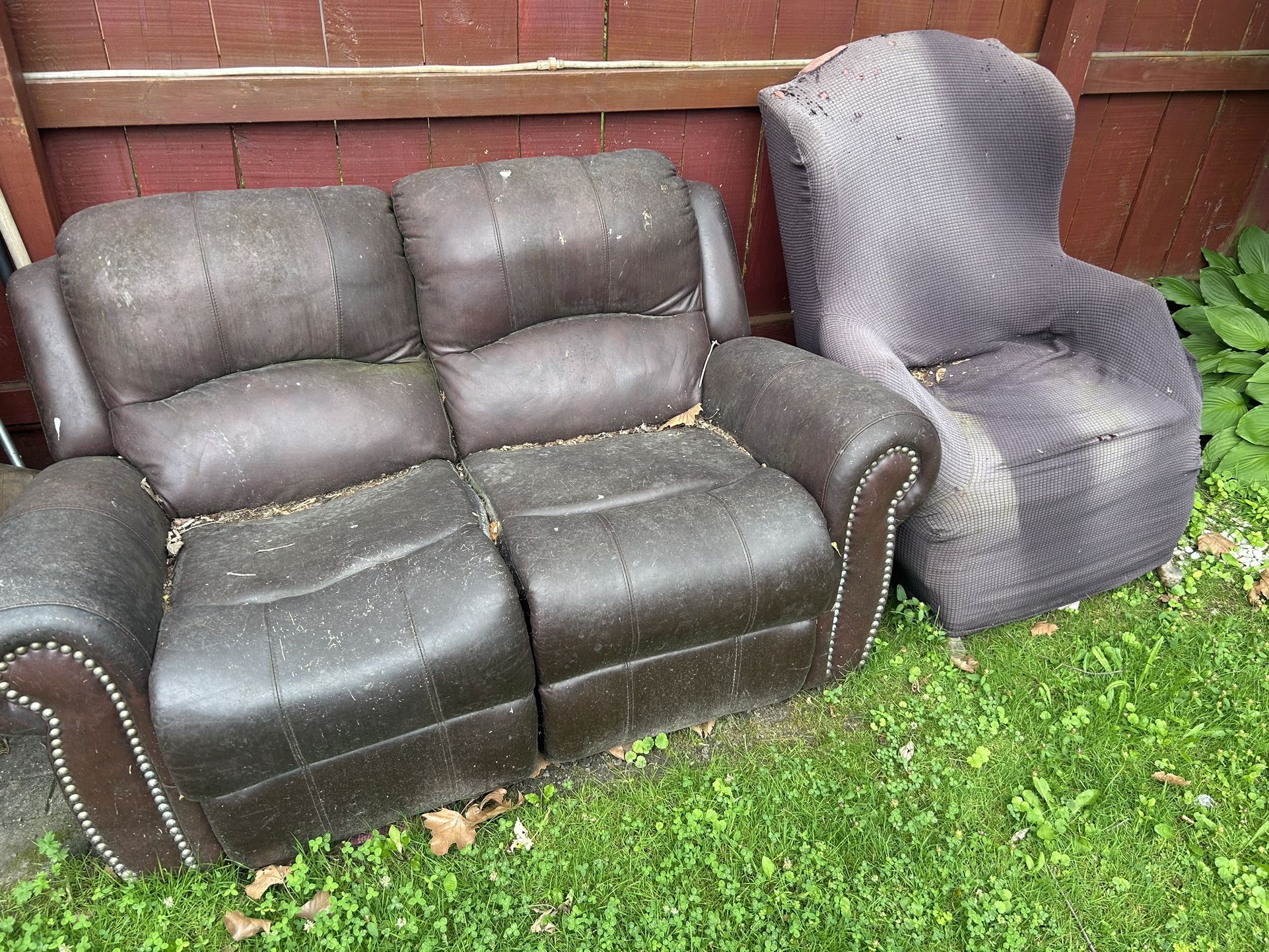FREE Couch & Chair – Needs Work (Great for DIY or Repurpose)