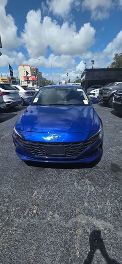 2023 HYUNDAI ELANTRA