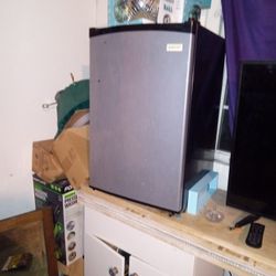 Refrigerator Good Condition