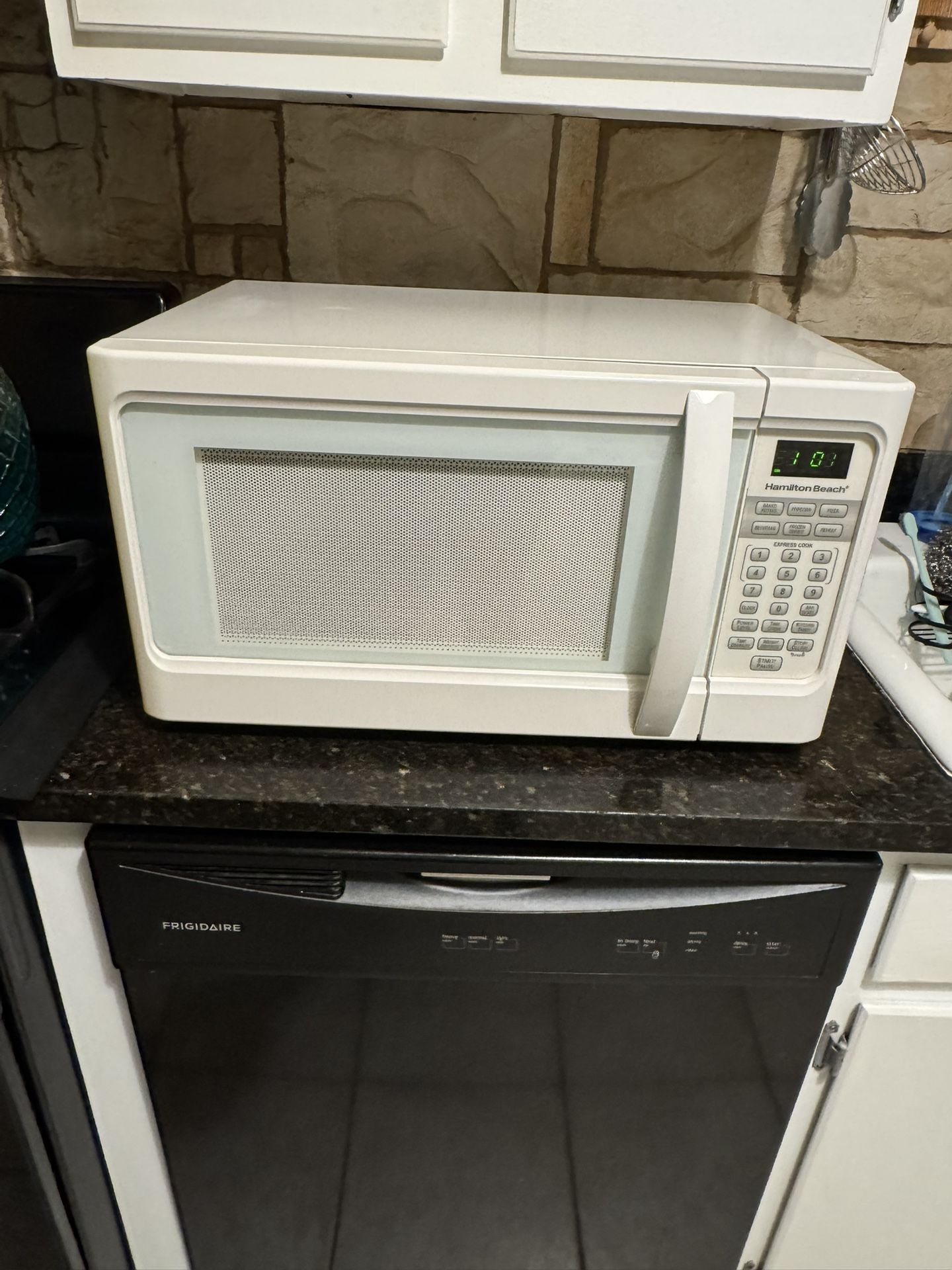 Microwave Hamilton Beach