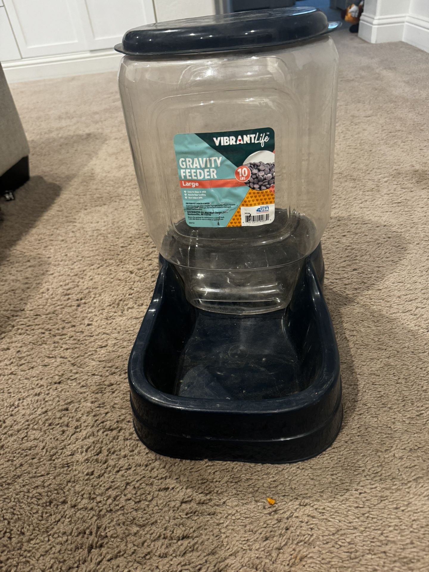 Large Dog Food Gravity Feeder 