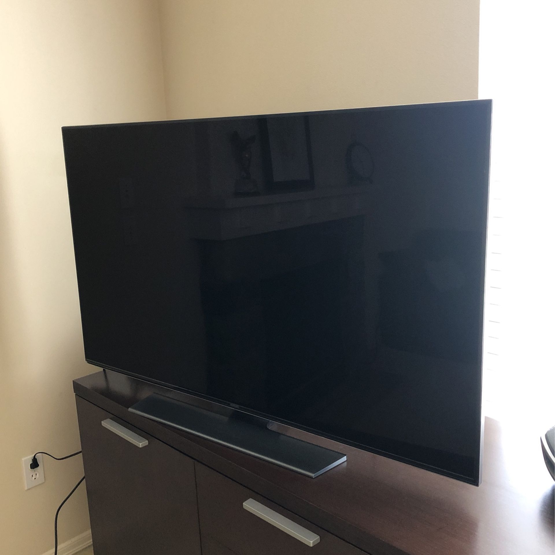 Samsung 55” UHD Smart TV