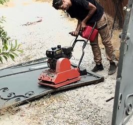 Gas-Powered Plate Compactor