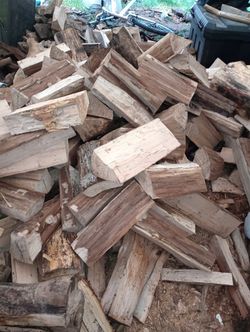 🔥100% DRY /SEASONED  FIREWOOD 🔥🪵 MAPLE -ALDER- 🪓 MOISTURE TESTED🔥