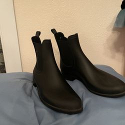 Aldo Rainboots